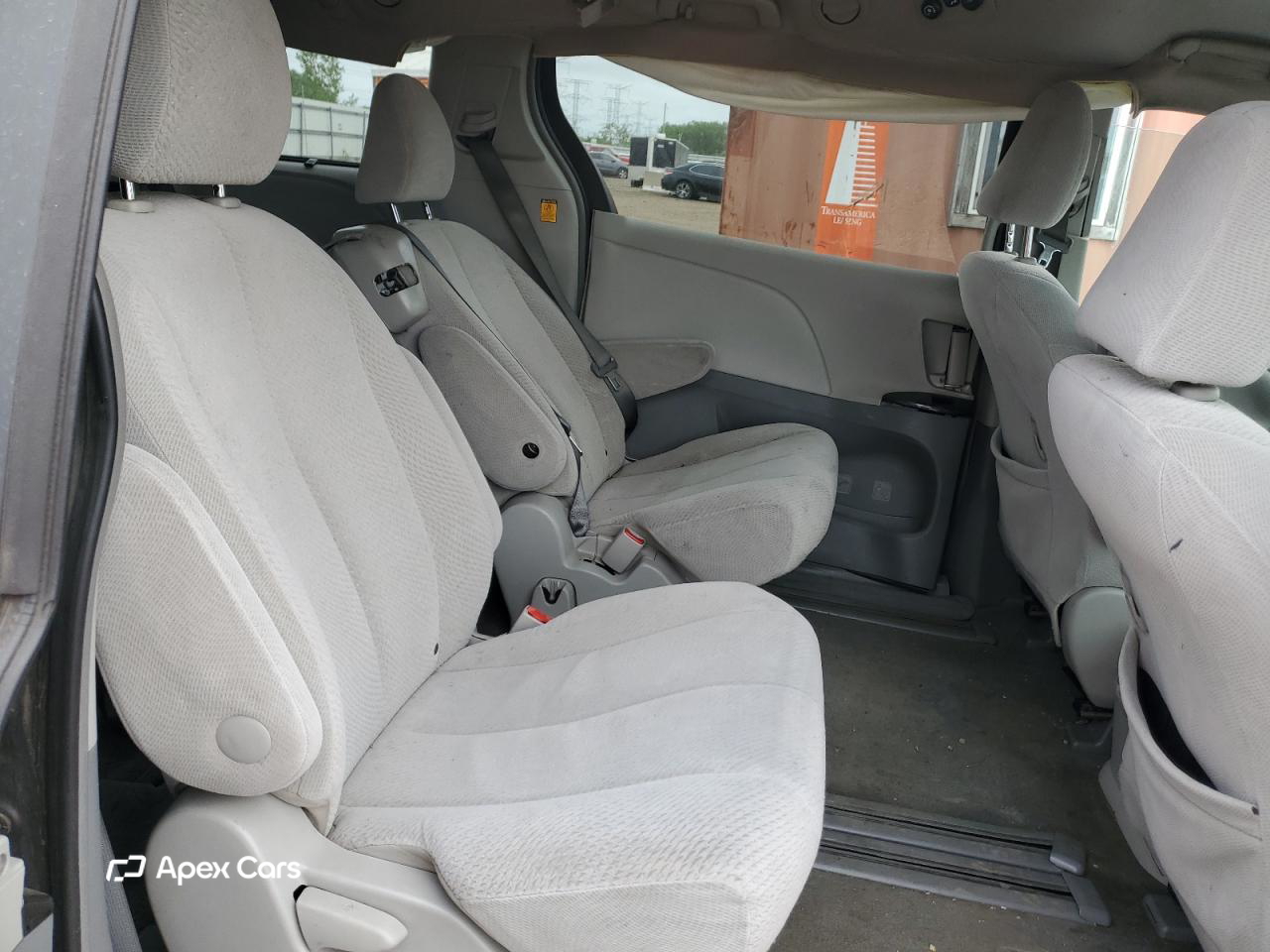 Toyota Sienna 2012