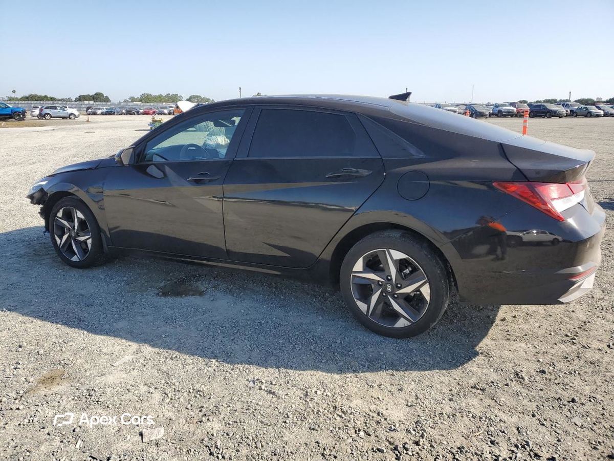 Hyundai Elantra 2023