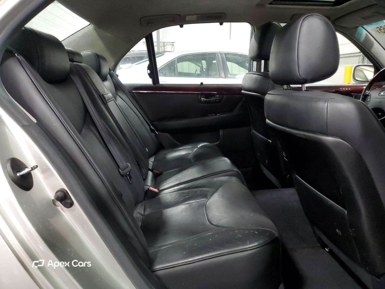 Lexus LS 2001