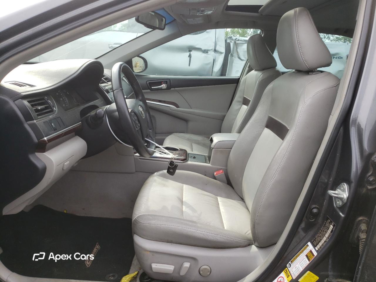 Toyota Camry 2012