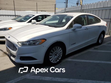 Ford Fusion 2013 - Image 1 of 12