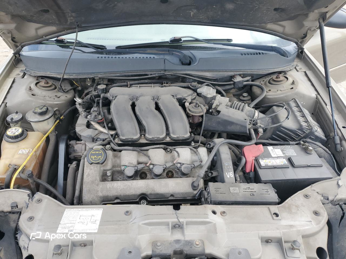 Ford Taurus 2004