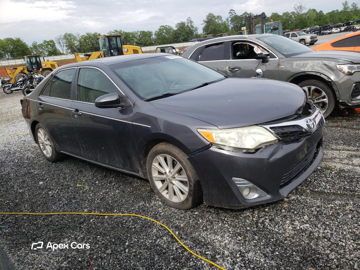 Toyota Camry 2012