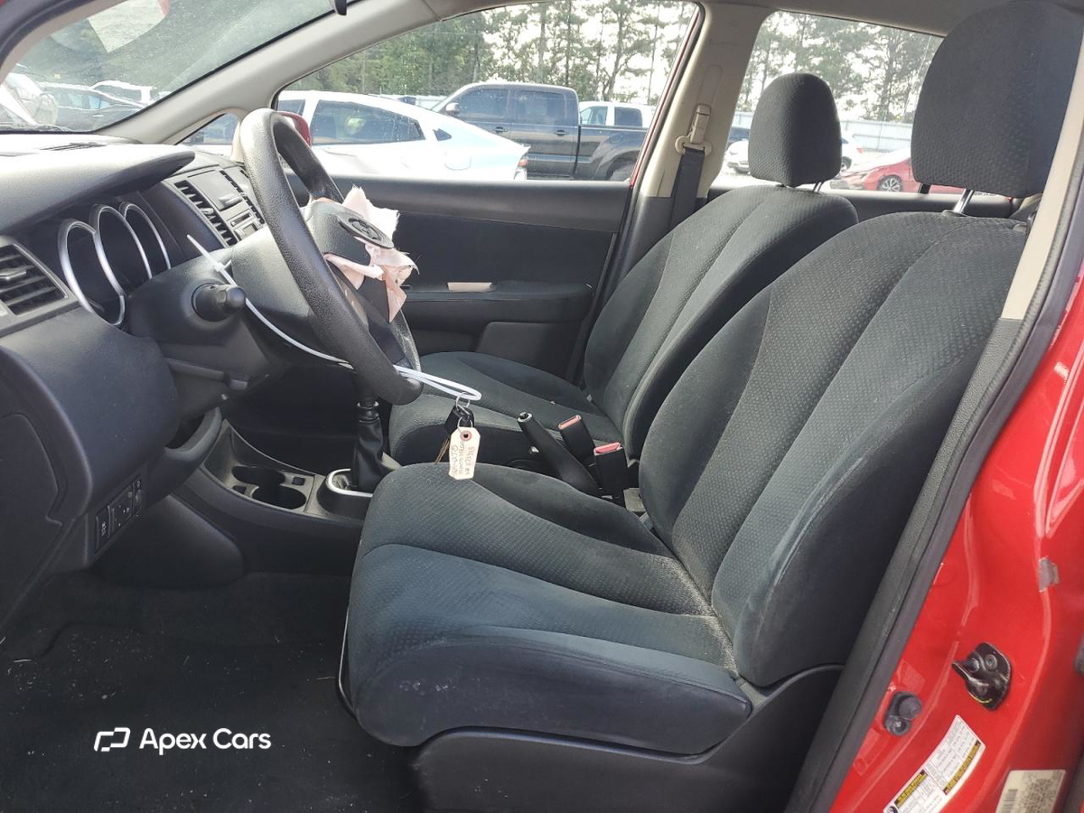 Nissan Versa 2010