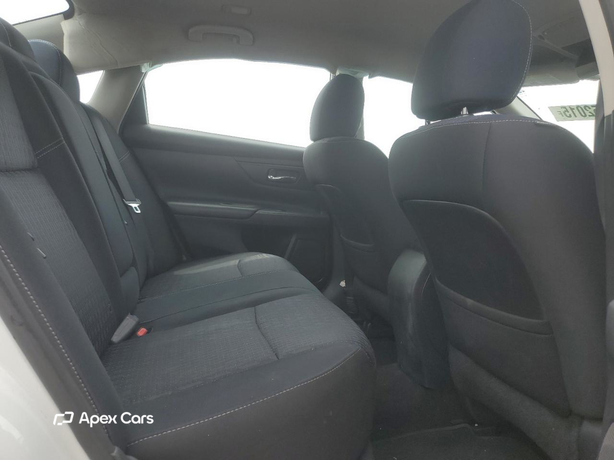 Nissan Altima 2016
