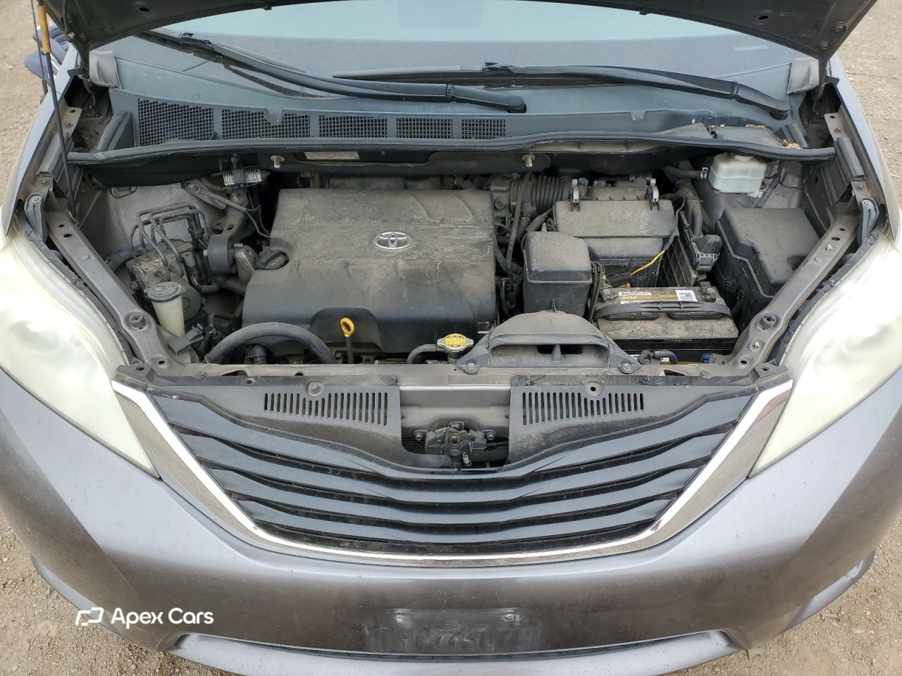 Toyota Sienna 2012