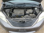 Toyota Sienna 2012