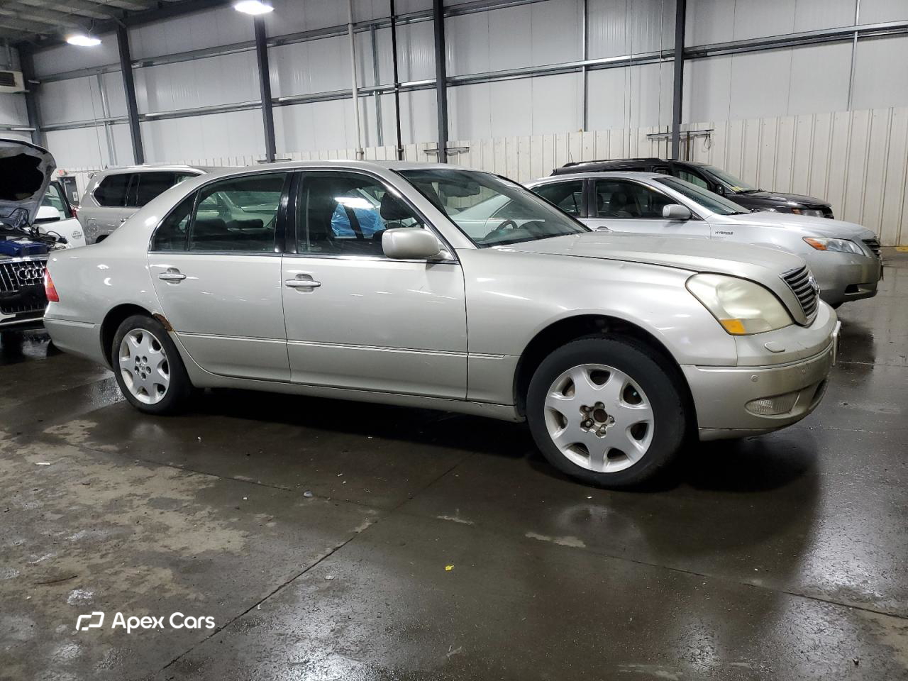 Lexus LS 2001
