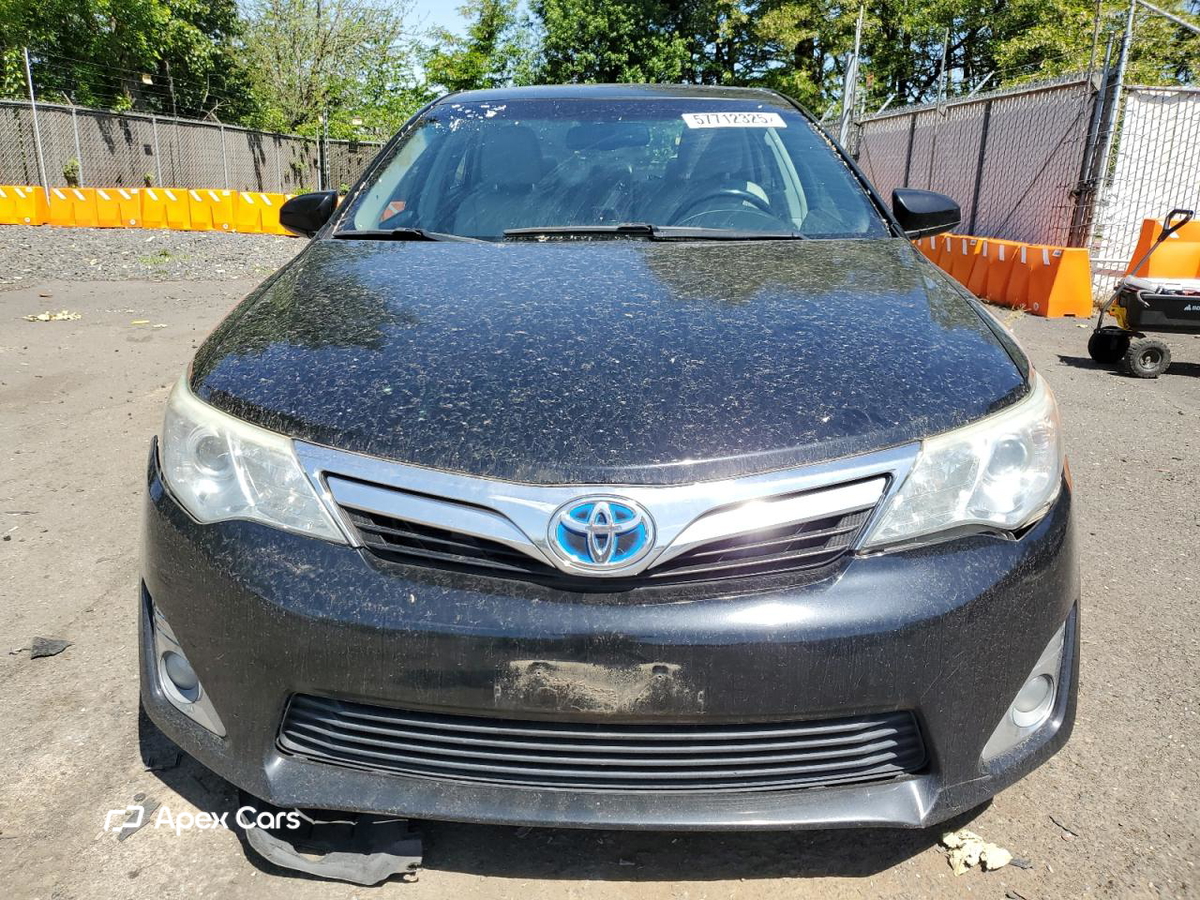 Toyota Camry 2012