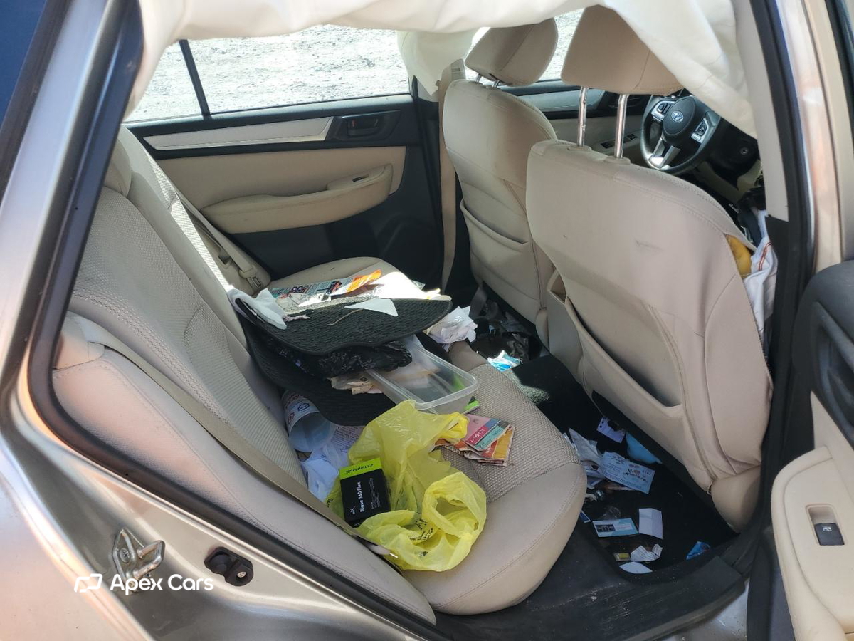 Subaru Outback 2016
