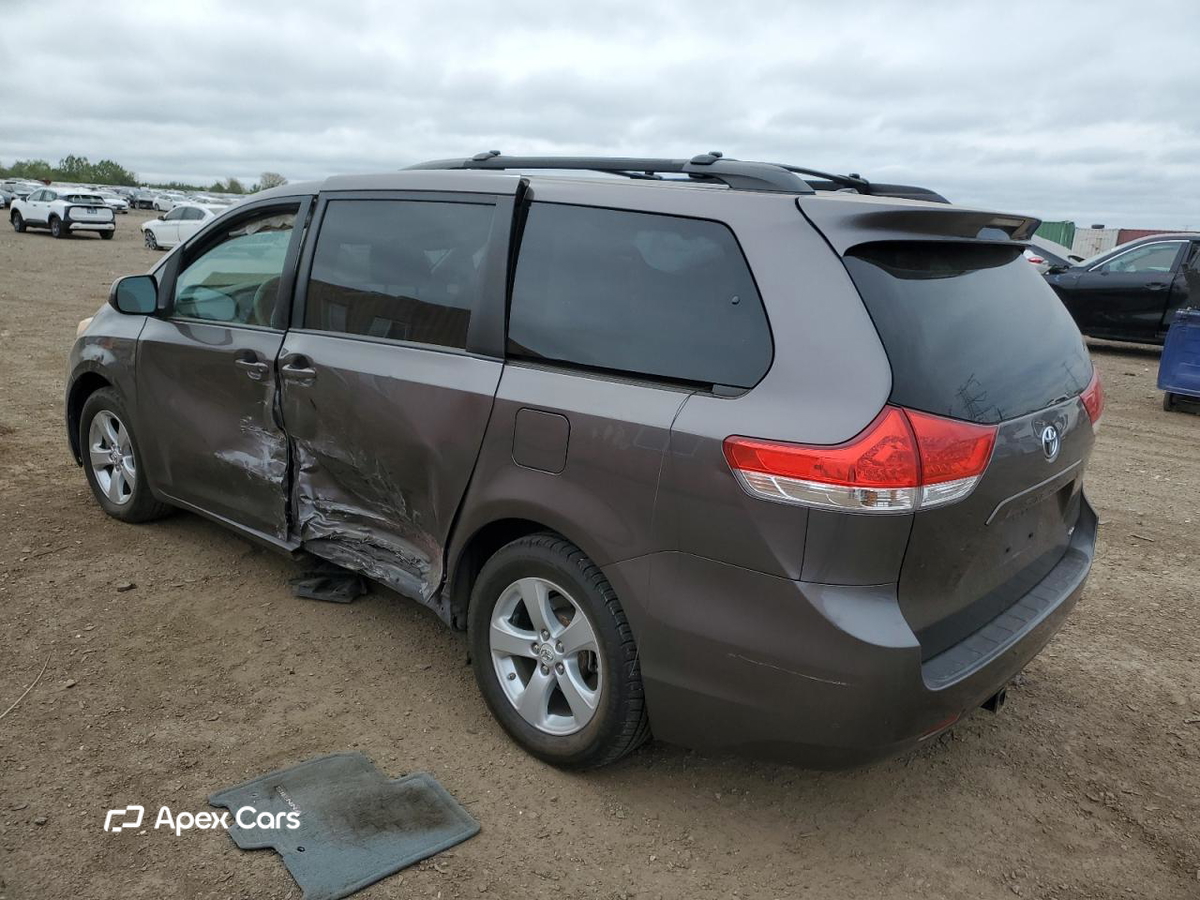 Toyota Sienna 2012