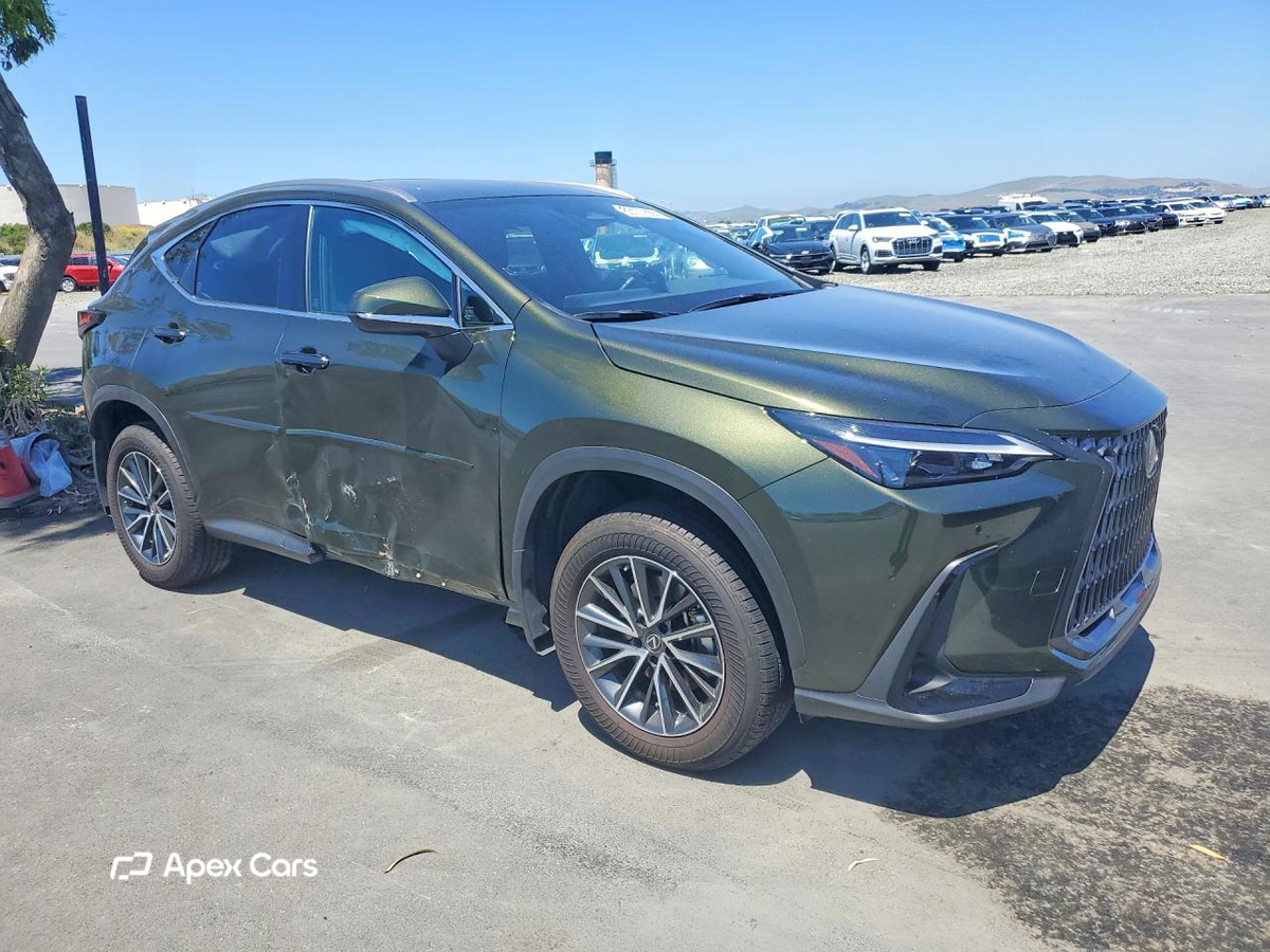 Lexus NX 2023