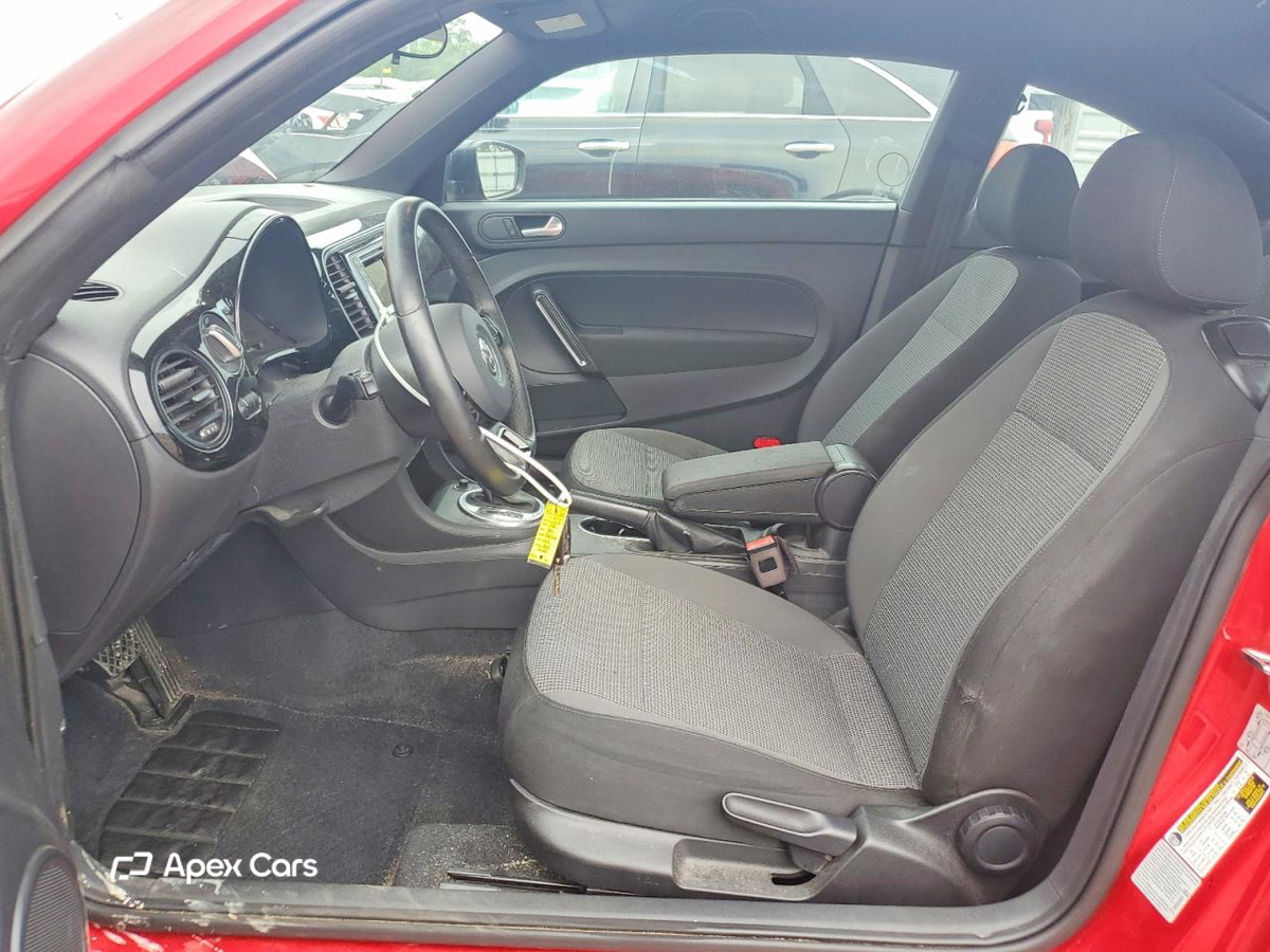 Volkswagen Beetle 2018