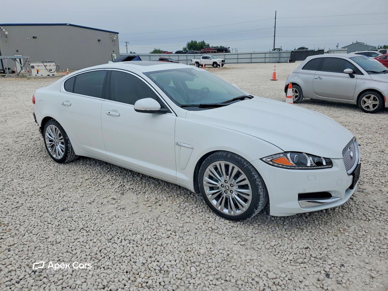 Jaguar XF 2013