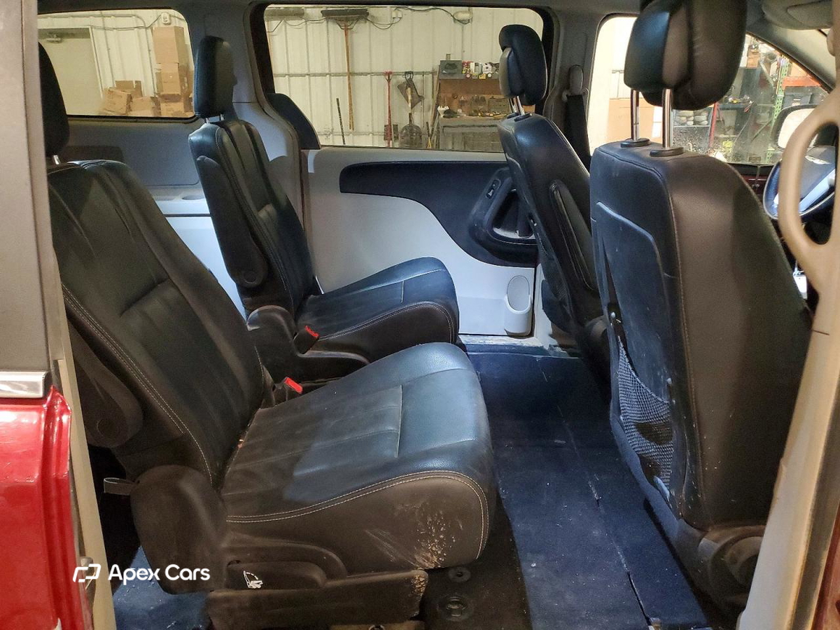 Chrysler Voyager 2016