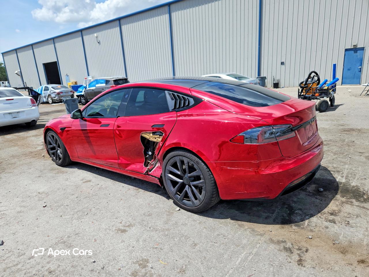 Tesla Model S 2021