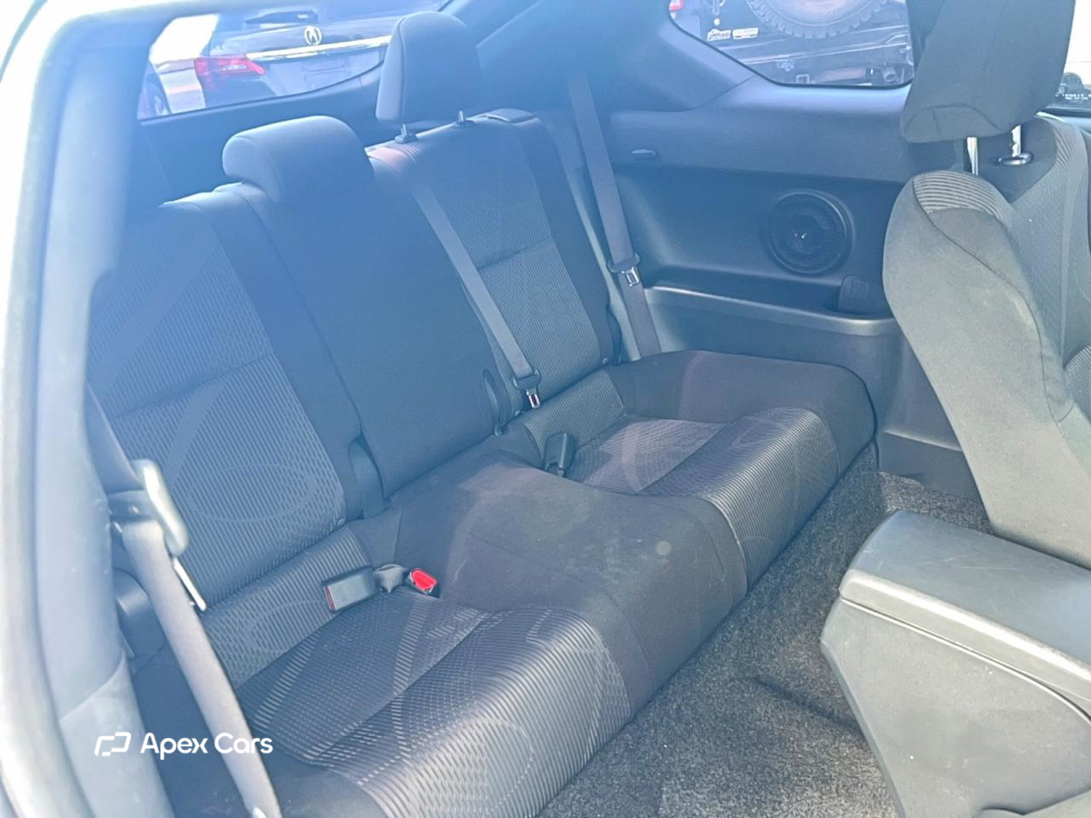 Scion tC 2011