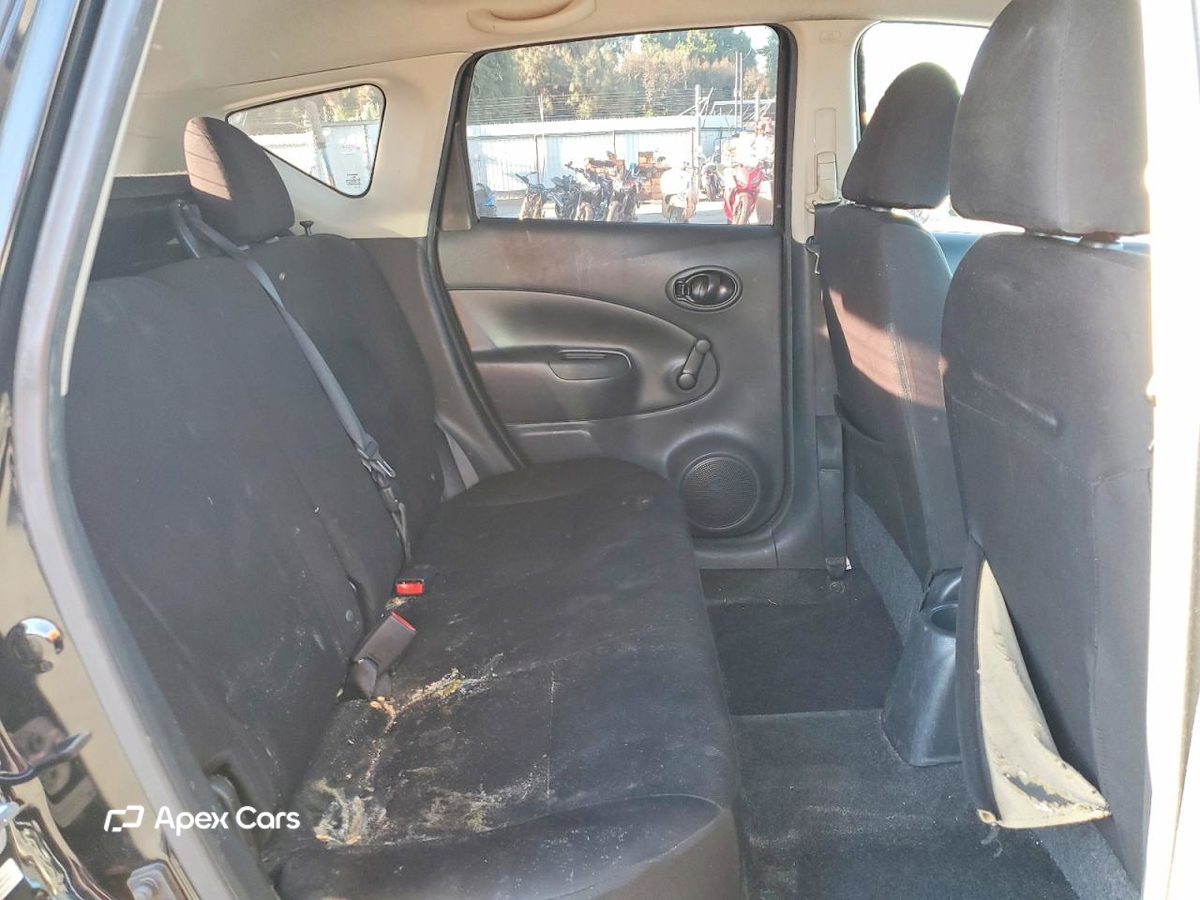 Nissan Versa 2014