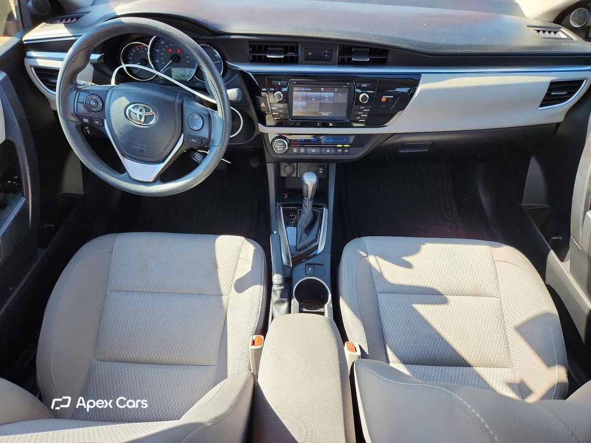 Toyota Corolla 2015