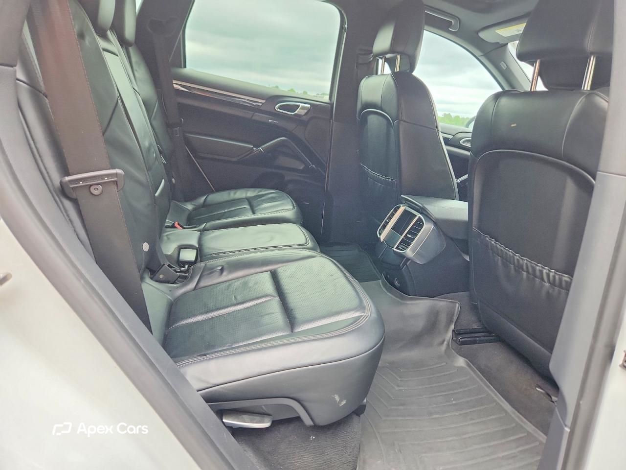 Porsche Cayenne 2014