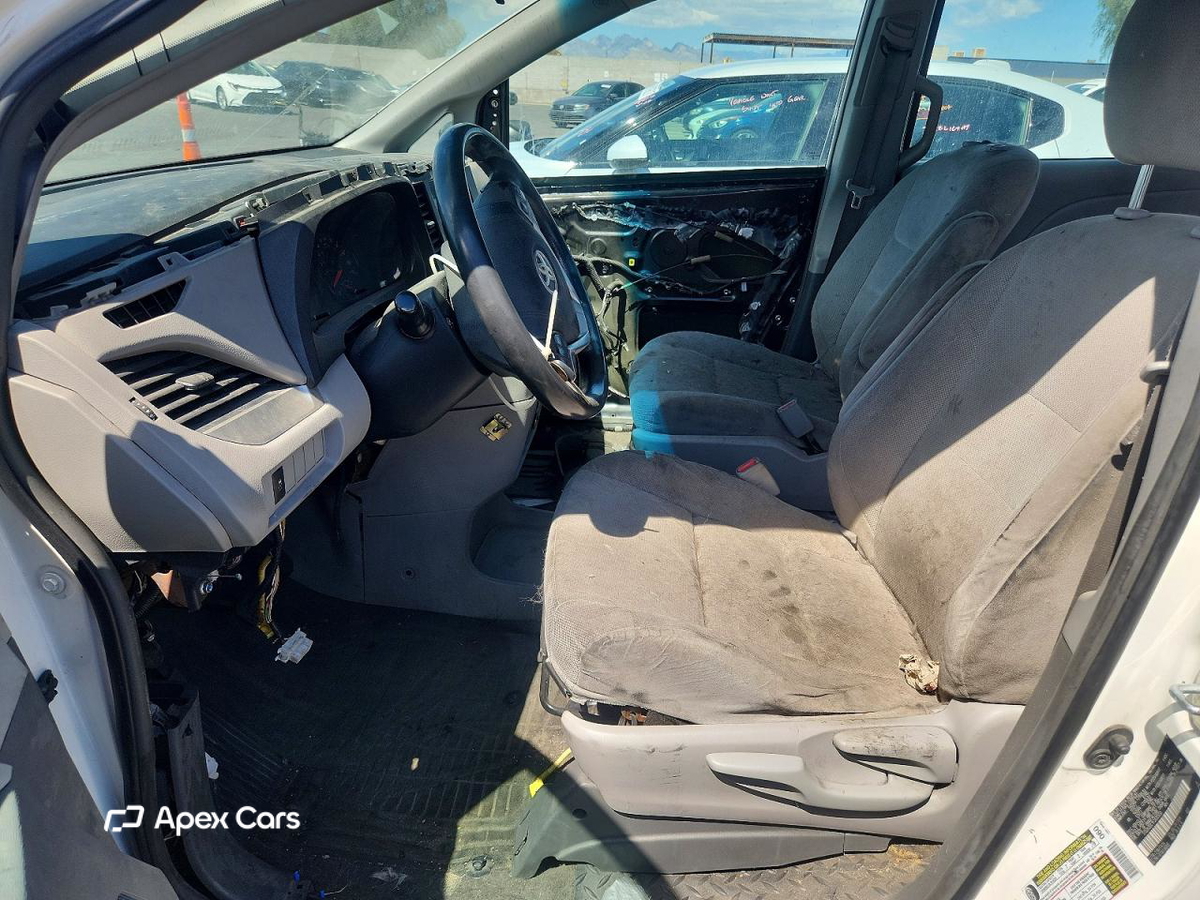Toyota Sienna 2015