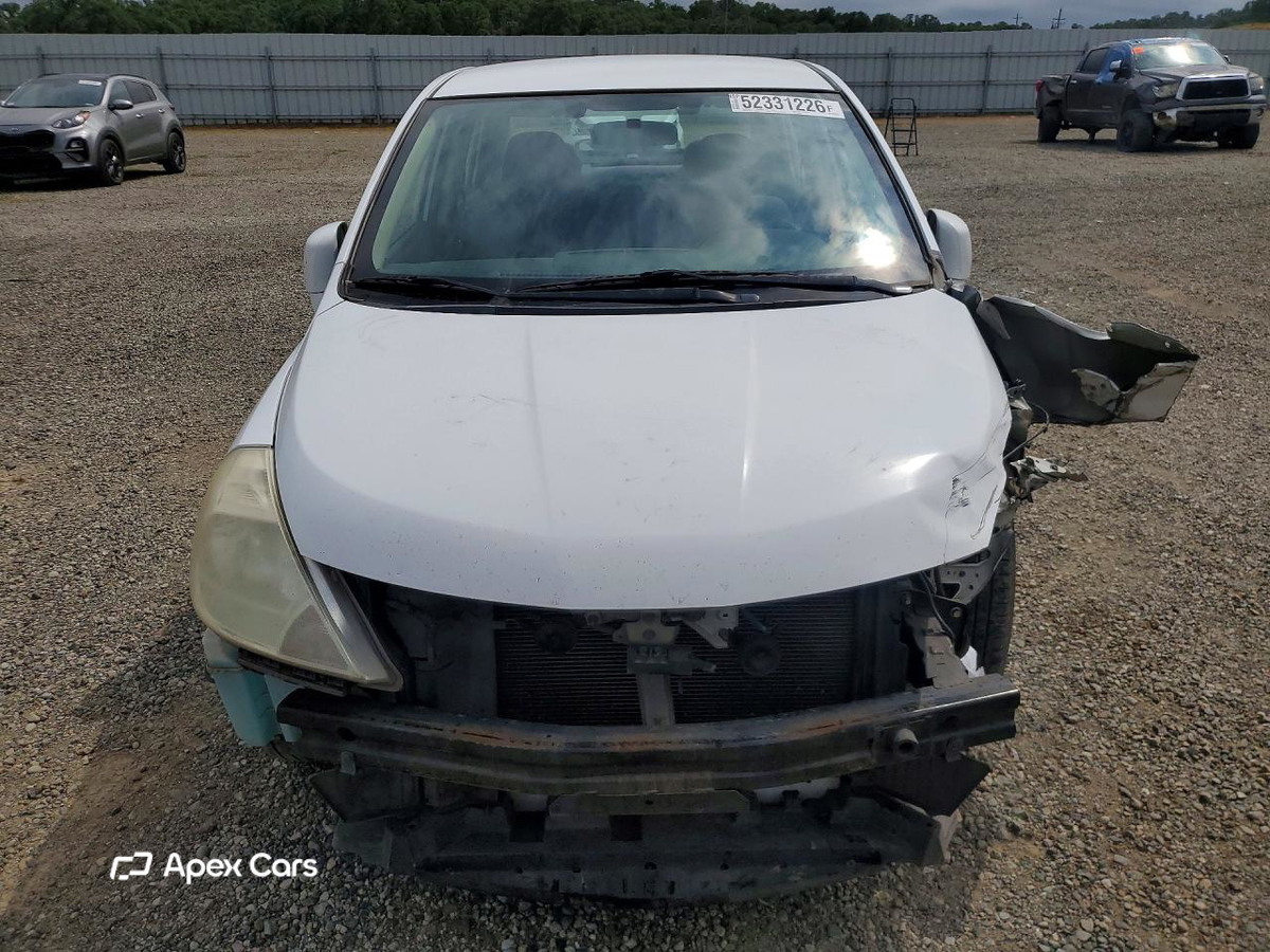 Nissan Versa 2008
