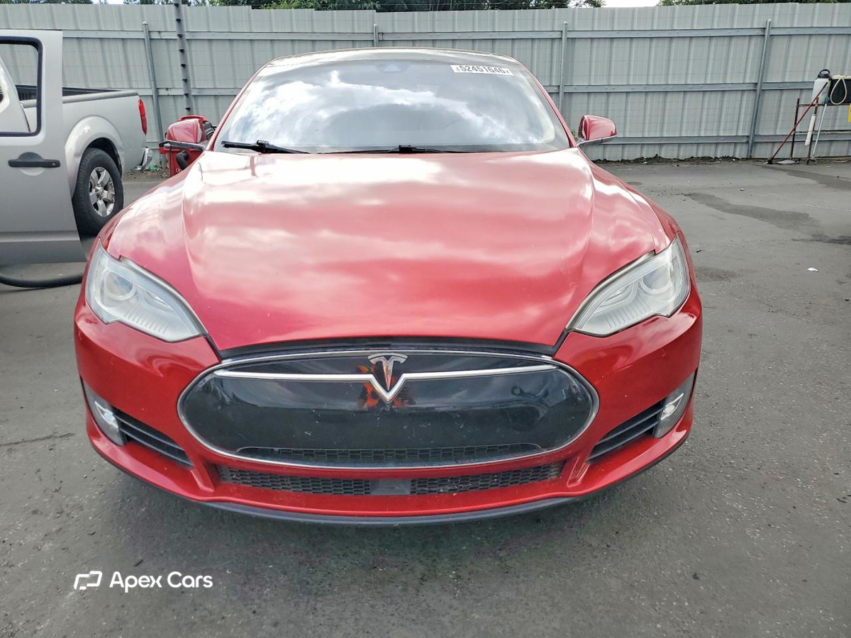 Tesla Model S 2014