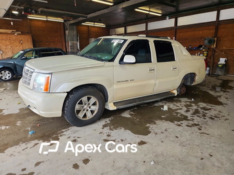 Cadillac Escalade 2002 - Image 1 of 13