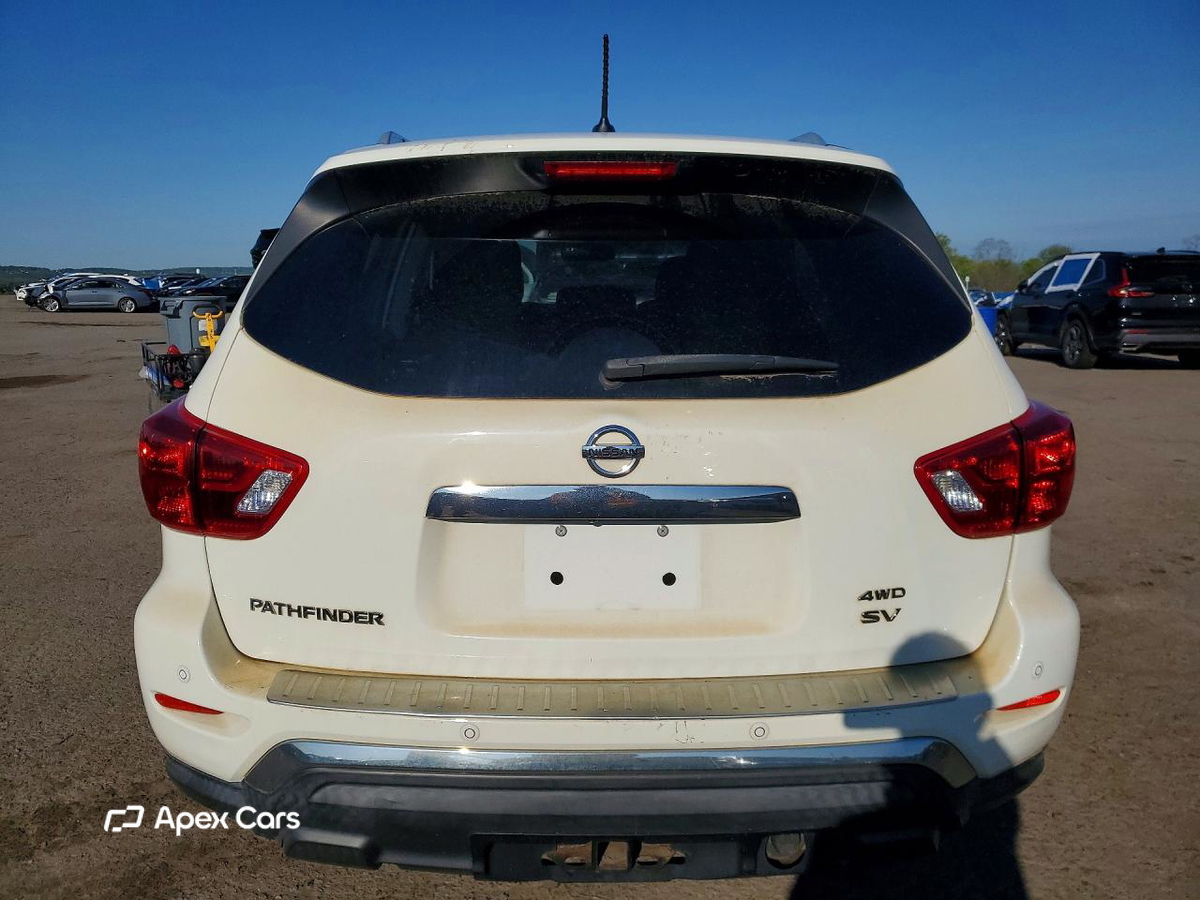 Nissan Pathfinder 2018