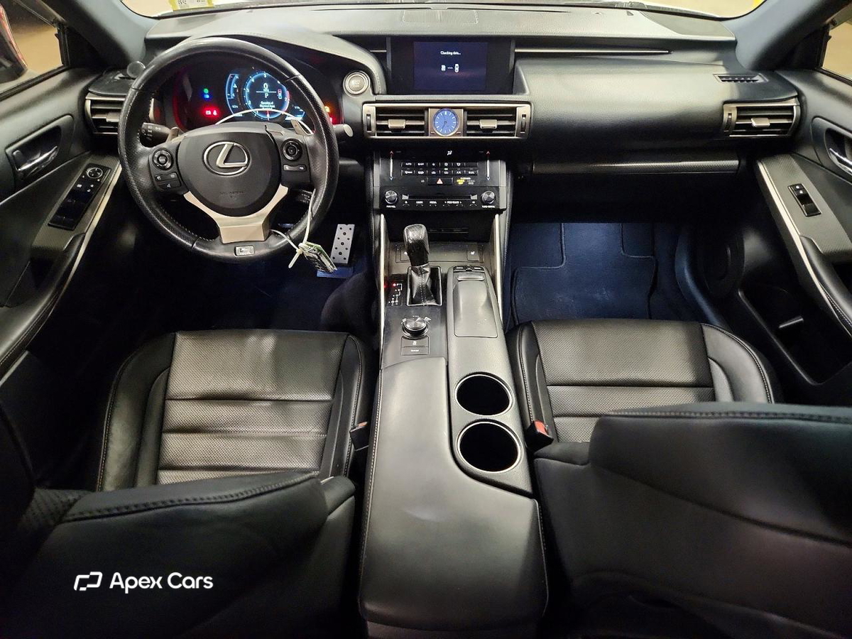 Lexus IS 2014