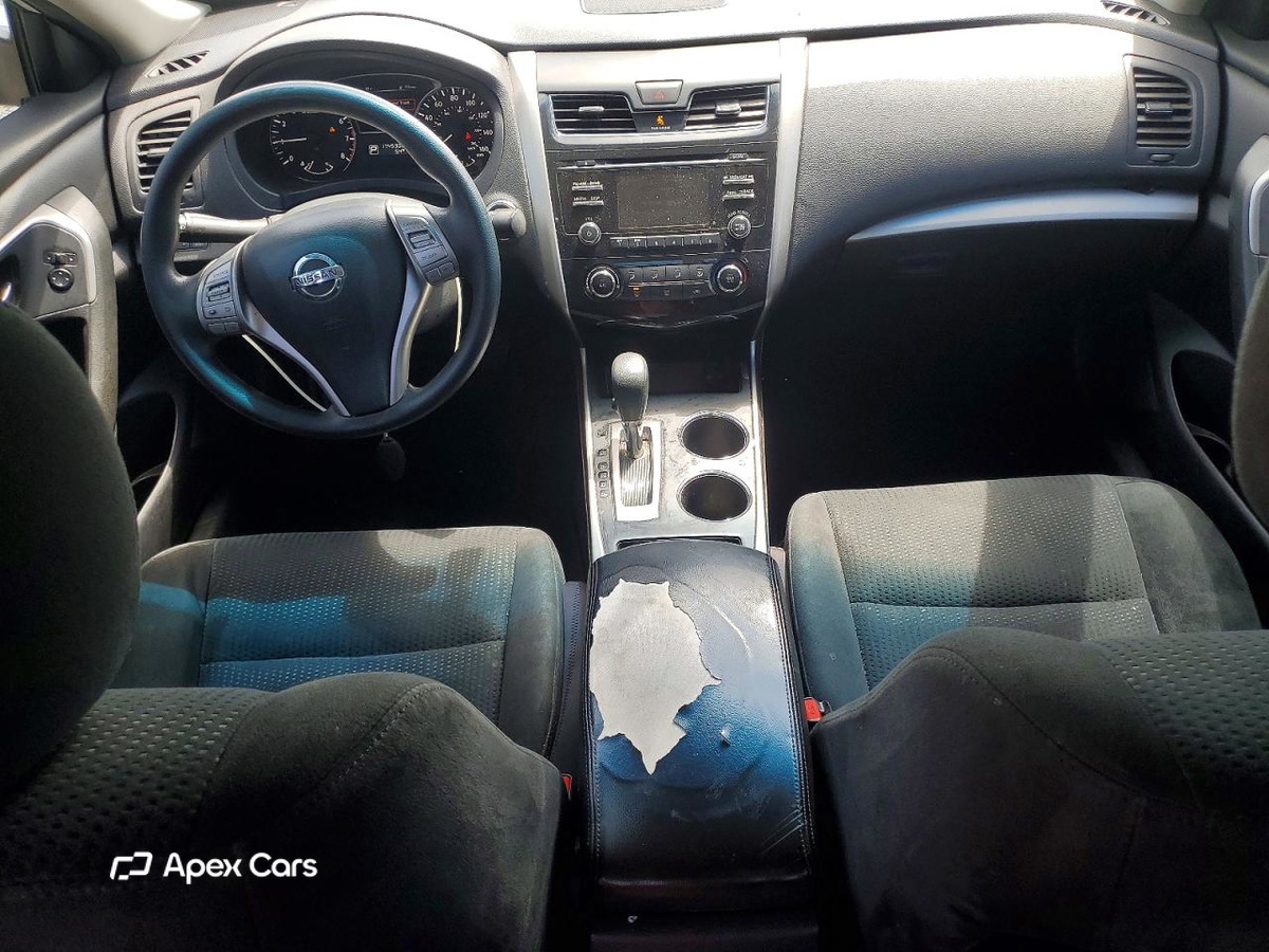 Nissan Altima 2015