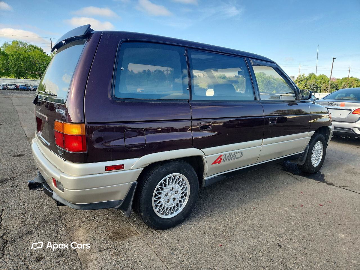 Mazda MPV 1995