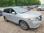 Nissan Pathfinder 2016
