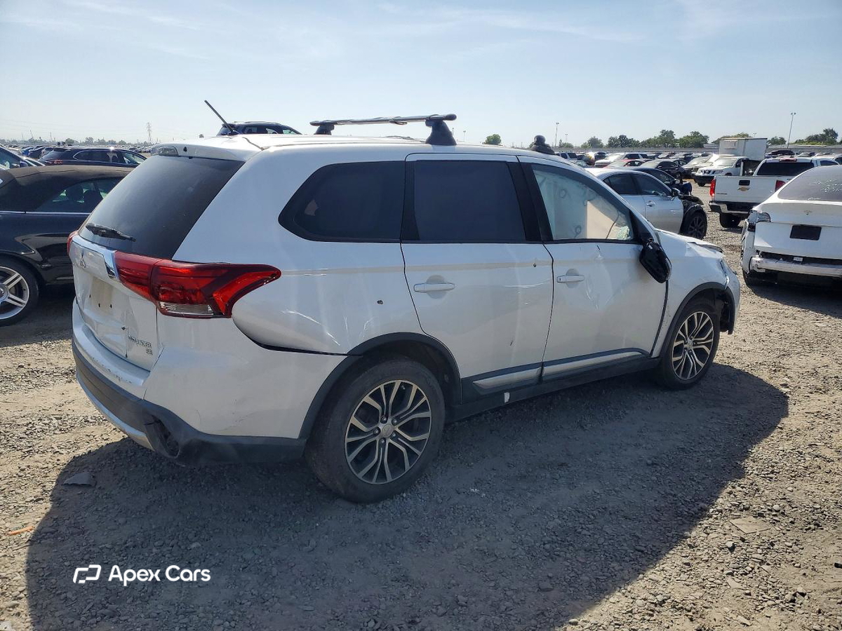 Mitsubishi Outlander 2016