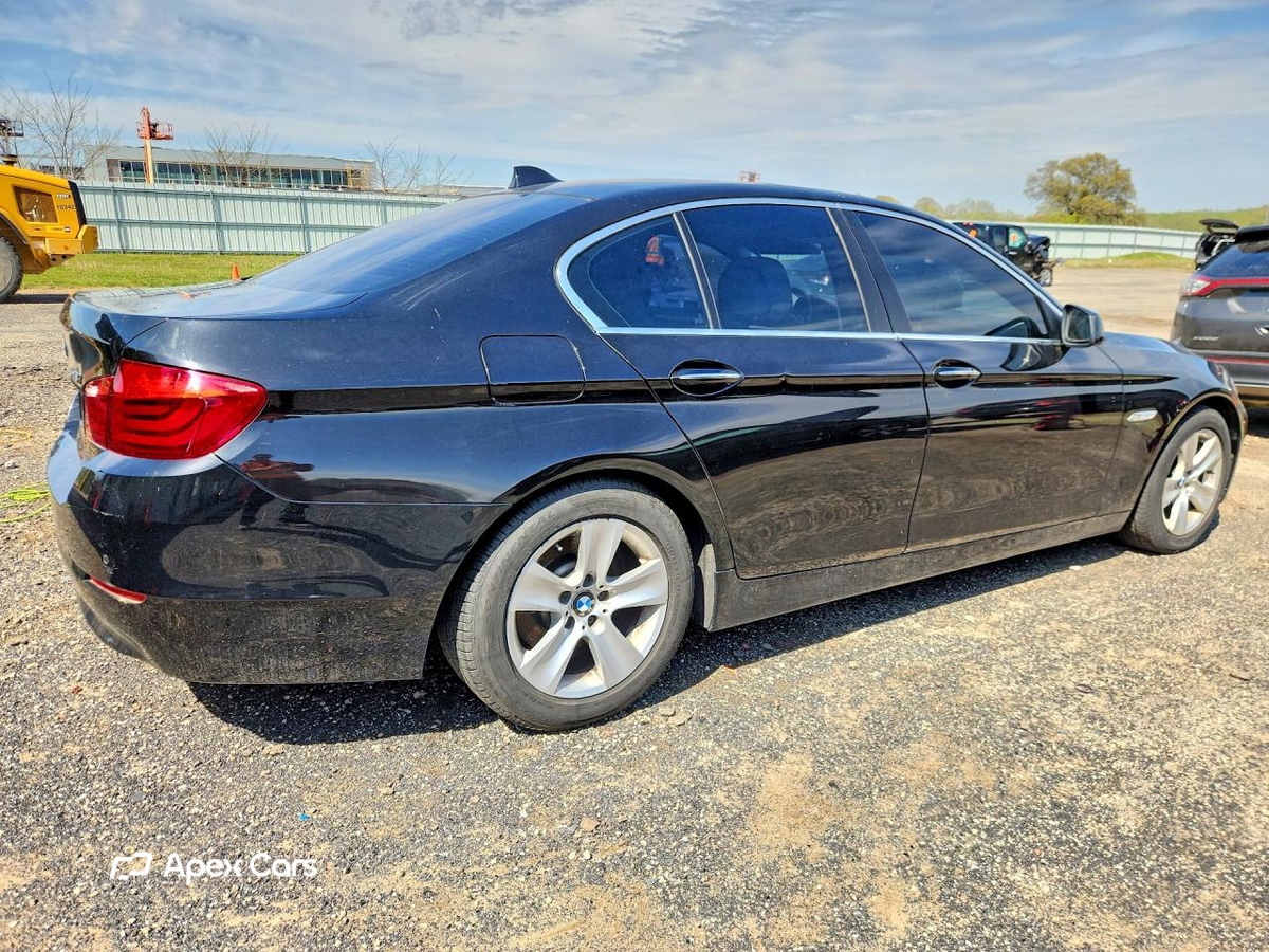 BMW Series 5 2011