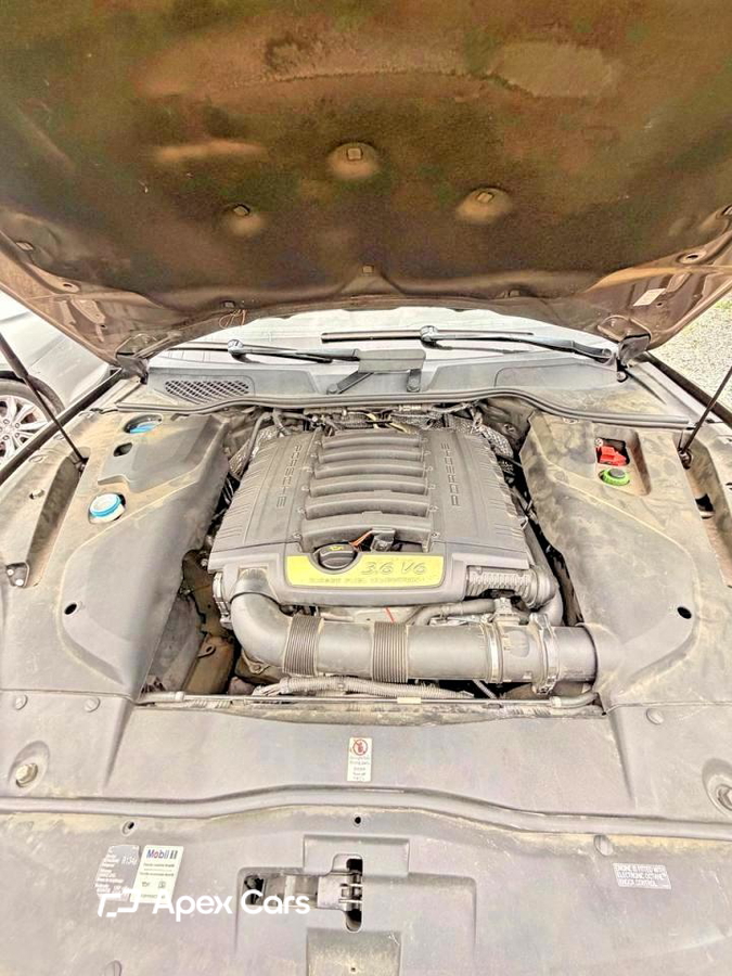 Porsche Cayenne 2016