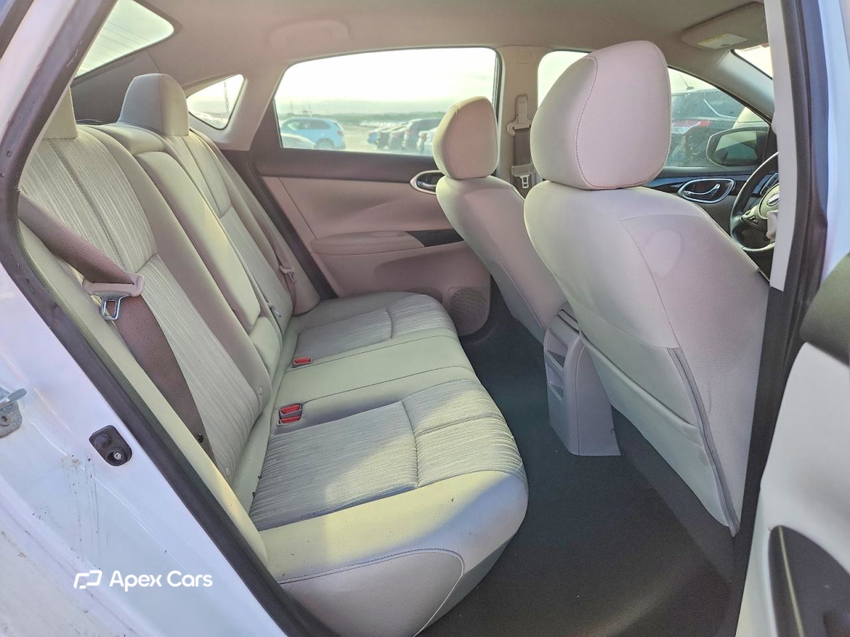 Nissan Sentra 2016