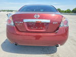 Nissan Altima 2010