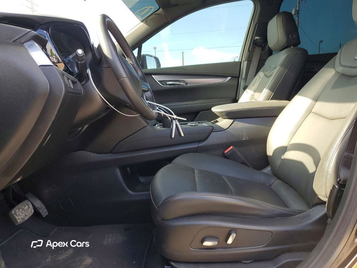 Cadillac XT6 2025