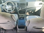 Toyota Sienna 2011