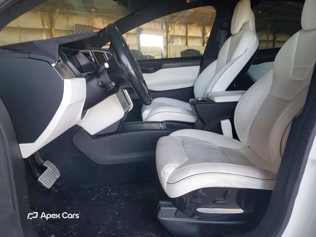 Tesla Model X 2016
