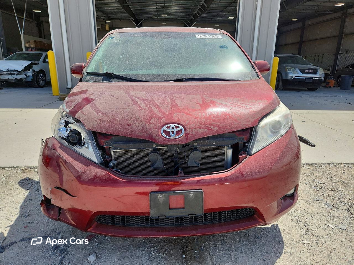 Toyota Sienna 2012