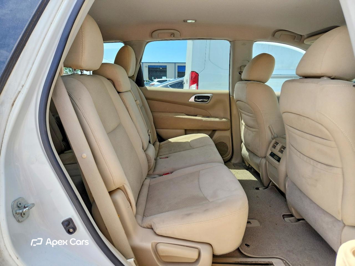 Nissan Pathfinder 2013