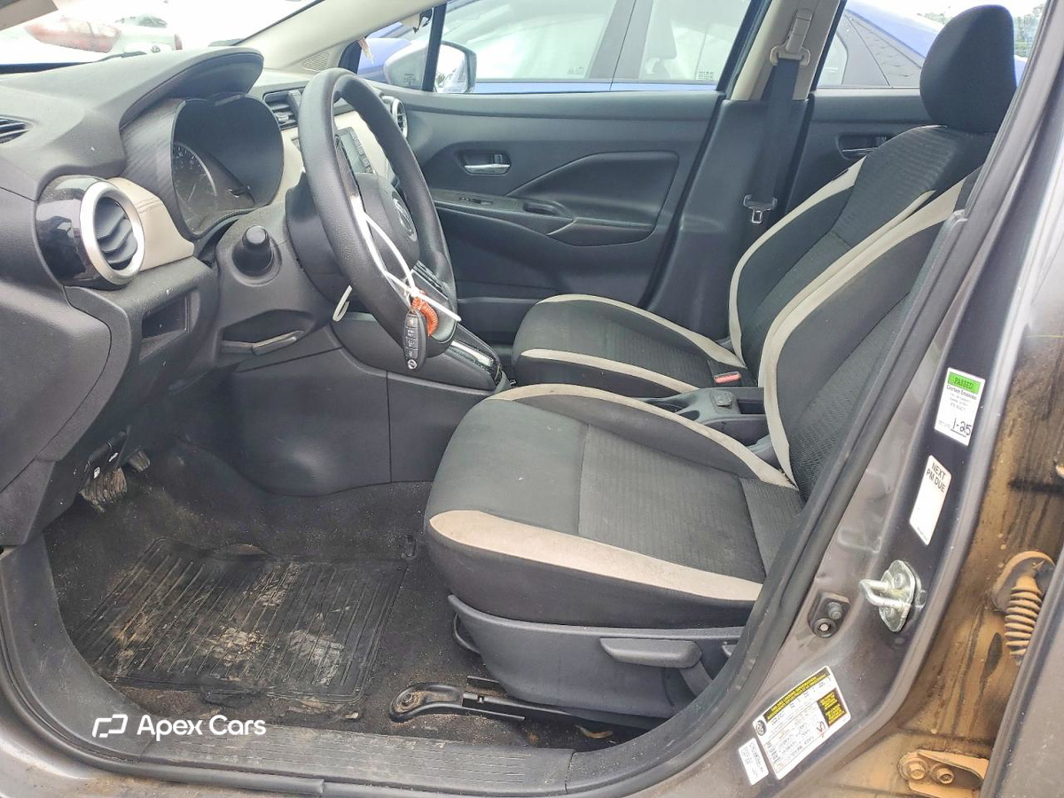 Nissan Versa 2020
