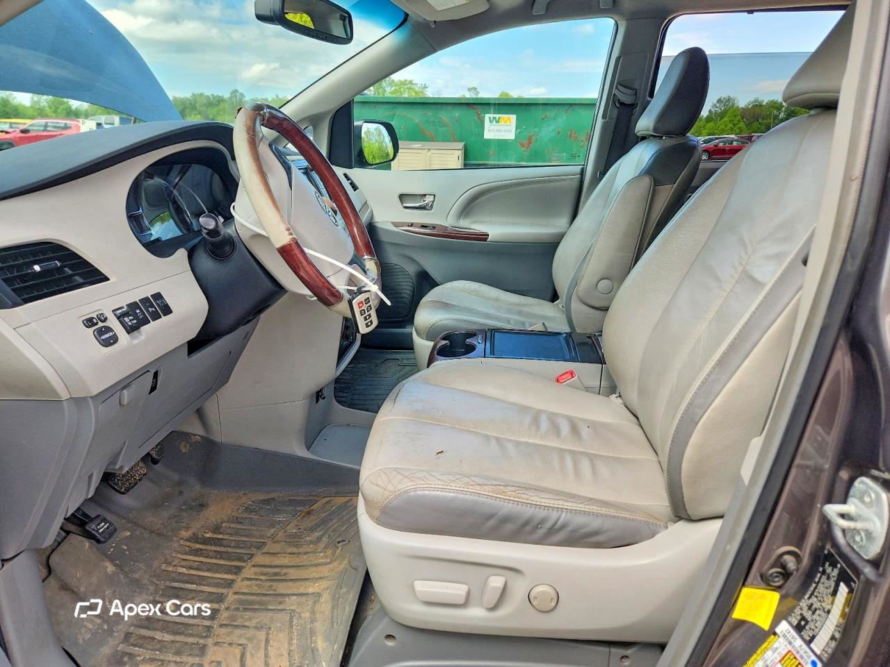 Toyota Sienna 2012