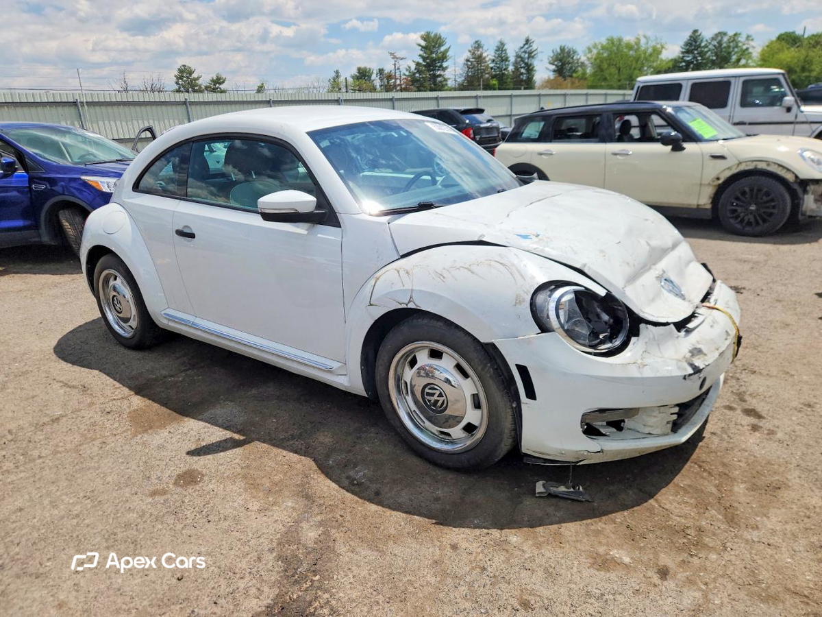 Volkswagen Beetle 2015