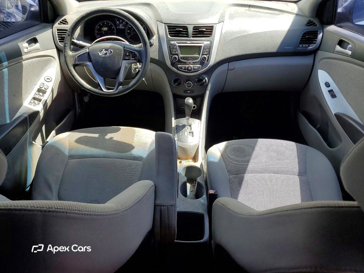 Hyundai Accent 2012