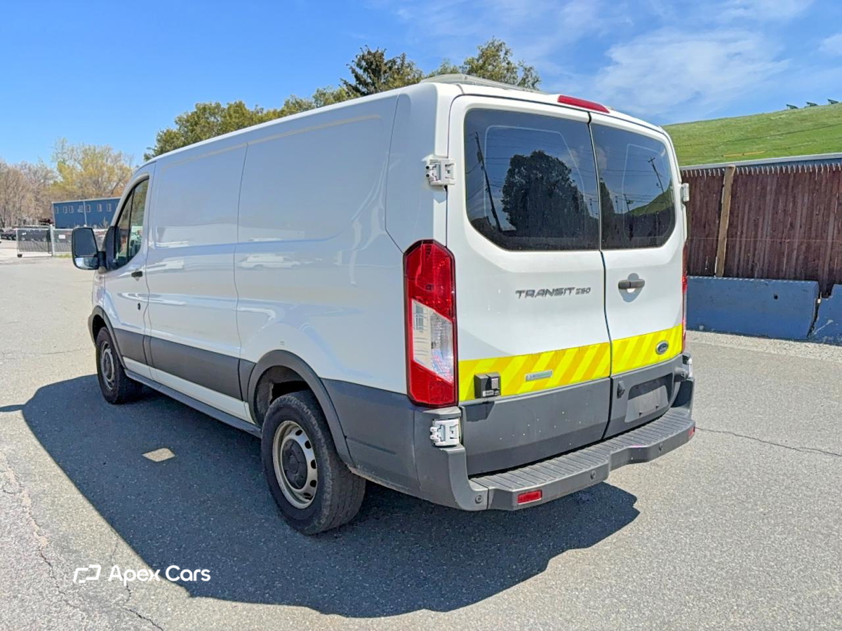 Ford Transit 2016