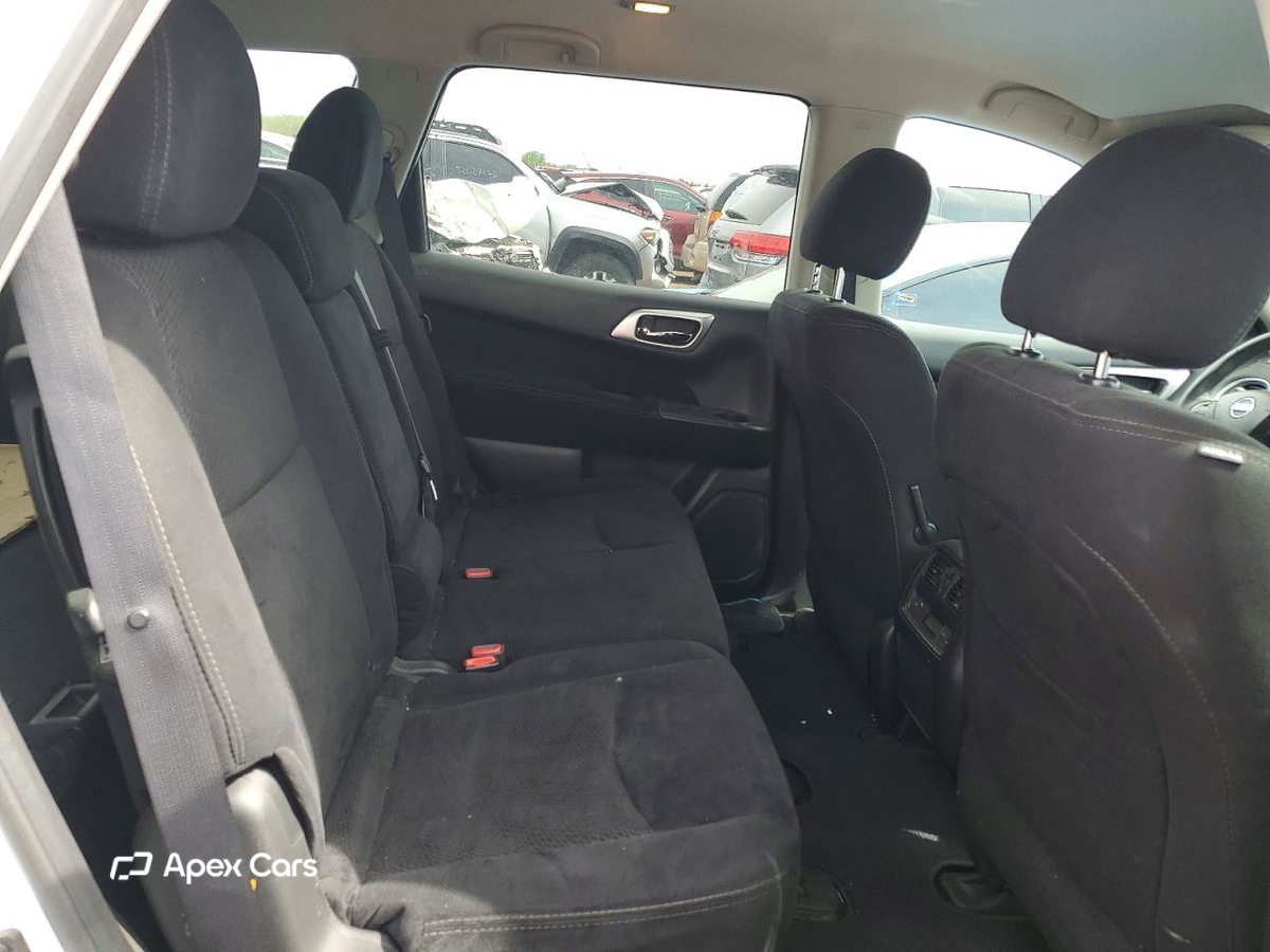 Nissan Pathfinder 2016