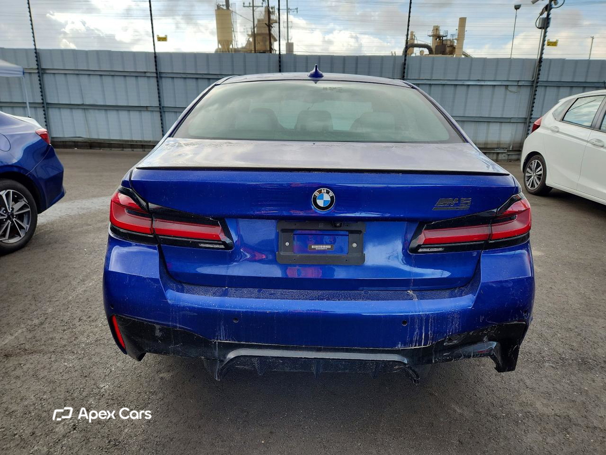 BMW M5 2022